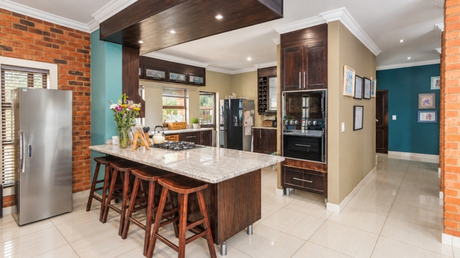 5 Bedroom Property for Sale in Xanadu Nature Estate North West
